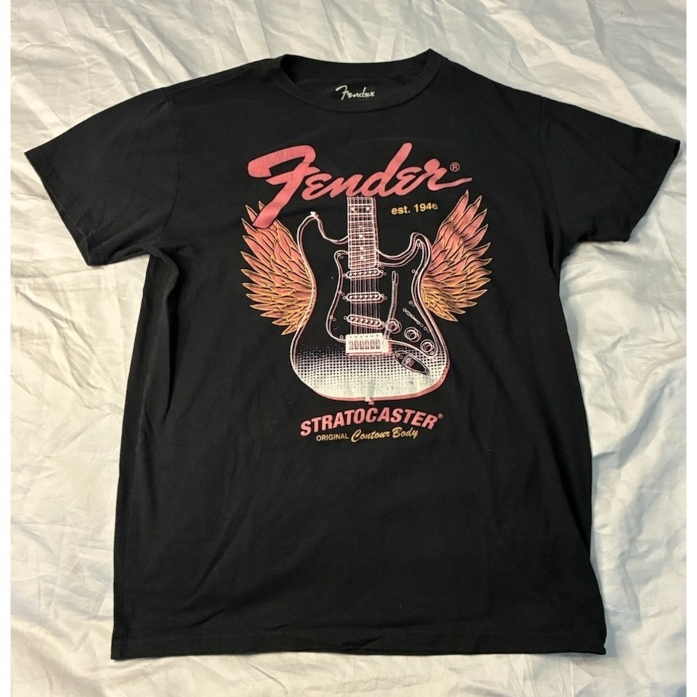 Fender Stratocaster Graphic T-Shirt Mens Medium Black Guitar Wings Rock Music